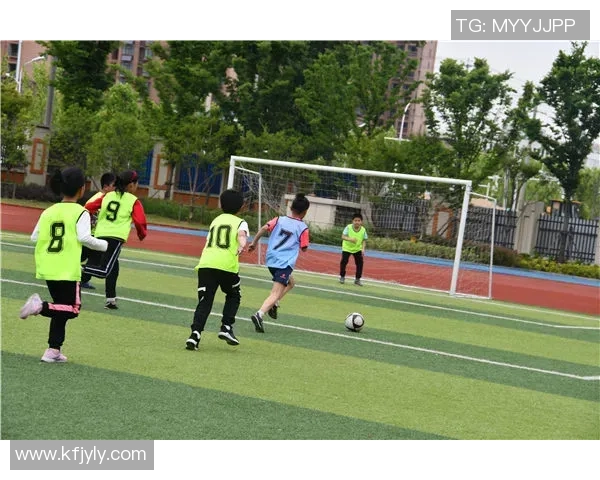 小学足球活动记录表及其对学生身心发展的积极影响分析 小学足球活动记录表及其对学生身心发展的积极影响分析